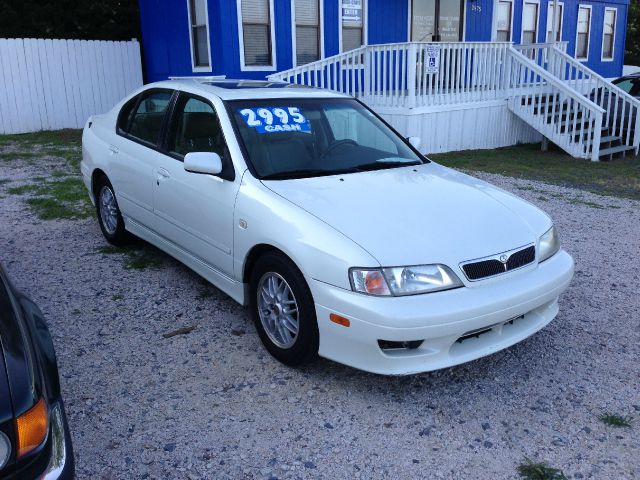2001 Infiniti G20 Coupe