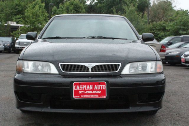 2001 Infiniti G20 Coupe