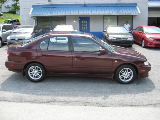 2002 Infiniti G20 Coupe