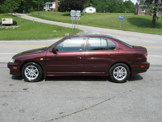 2002 Infiniti G20 Coupe