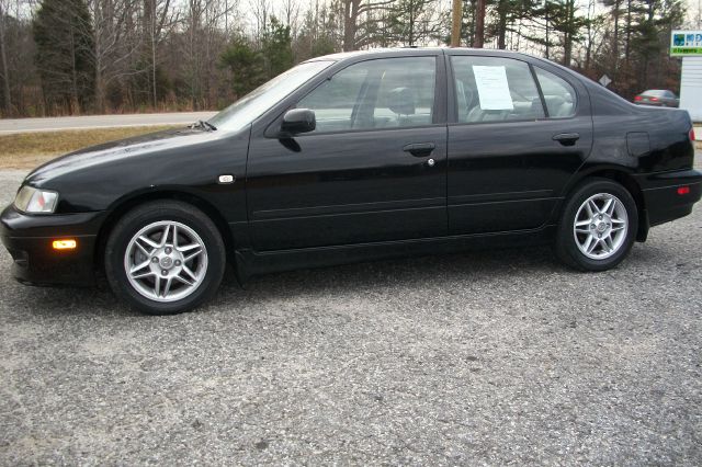 2002 Infiniti G20 Coupe