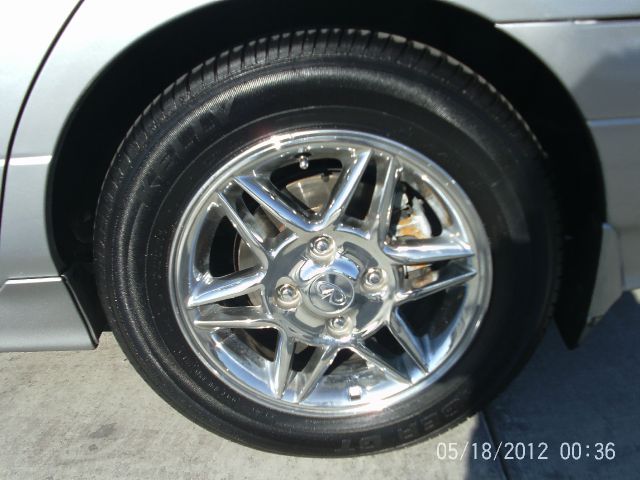 2002 Infiniti G20 Coupe