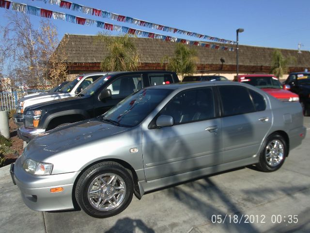 2002 Infiniti G20 Coupe