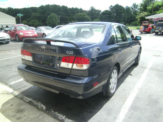 2002 Infiniti G20 Coupe