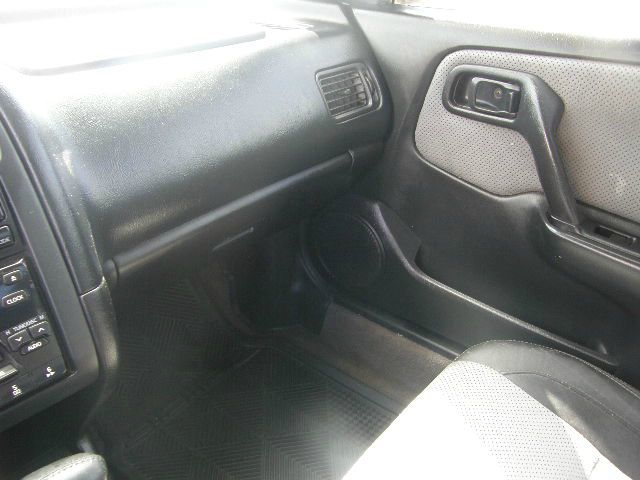 2002 Infiniti G20 Coupe