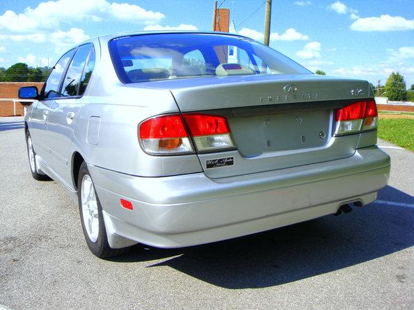 2002 Infiniti G20 Base