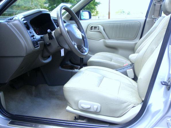 2002 Infiniti G20 Base