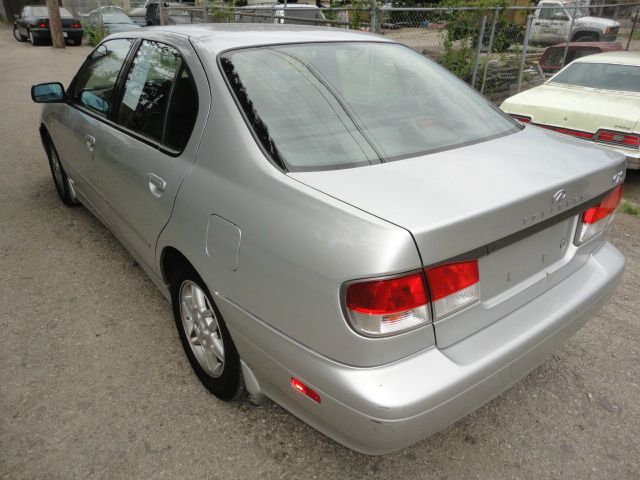 2002 Infiniti G20 Coupe
