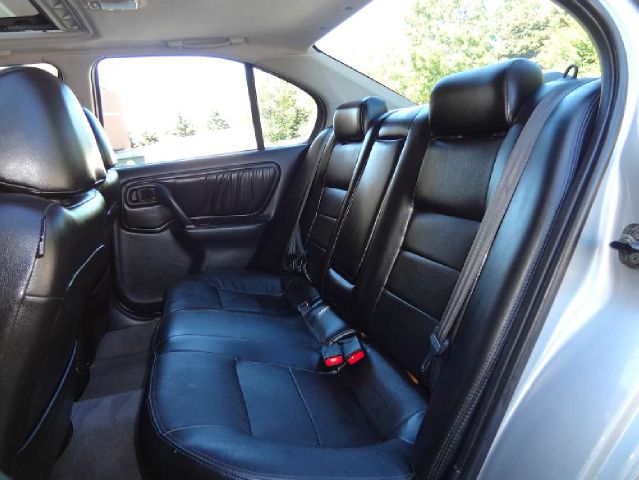 2002 Infiniti G20 Coupe