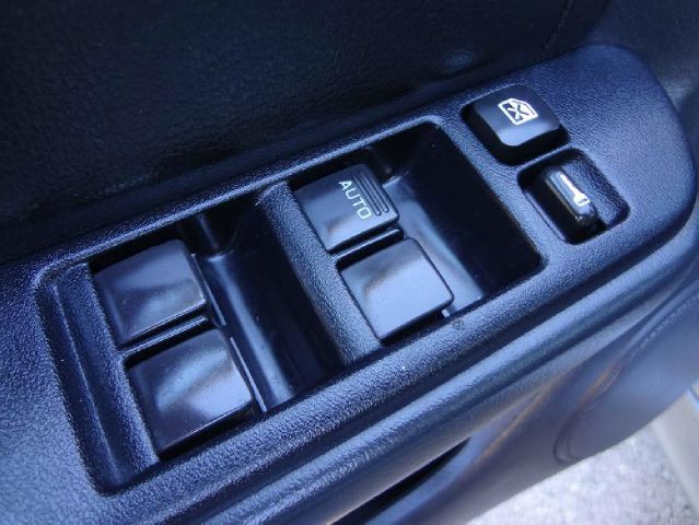 2002 Infiniti G20 Coupe