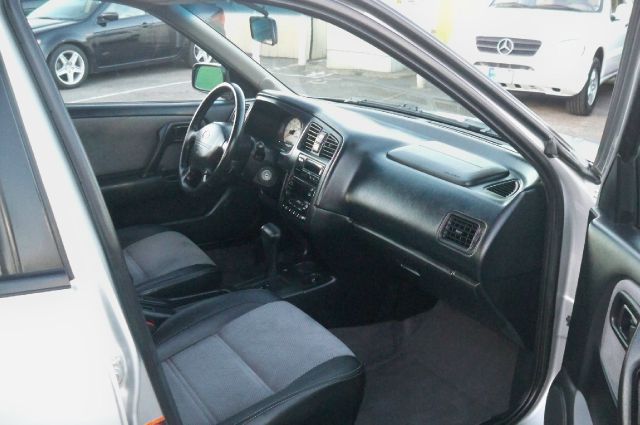 2002 Infiniti G20 Coupe