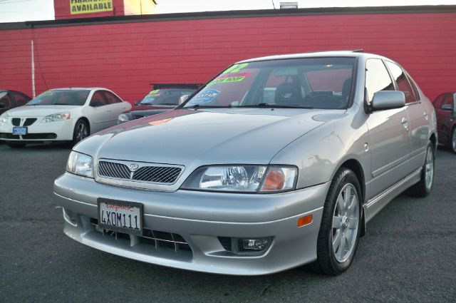 2002 Infiniti G20 Coupe