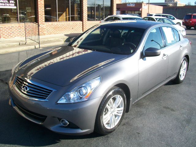 2012 Infiniti G25 LS 4X4