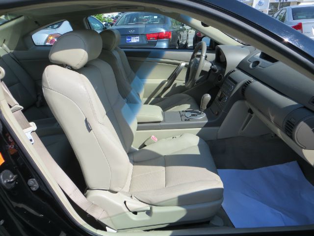 2003 Infiniti G35 XB - ONE Owner