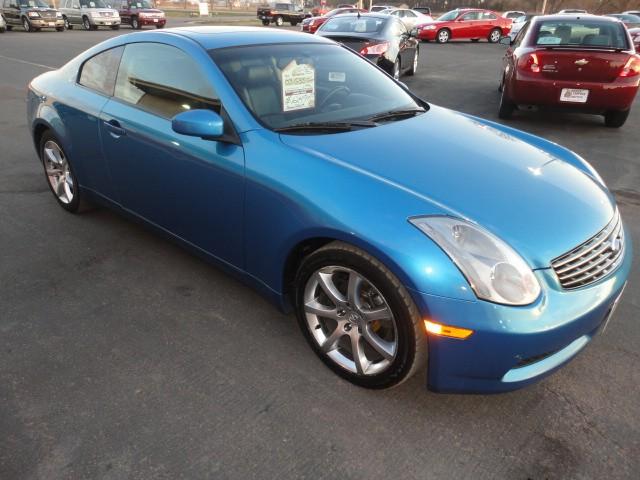 2003 Infiniti G35 Convertible 2D