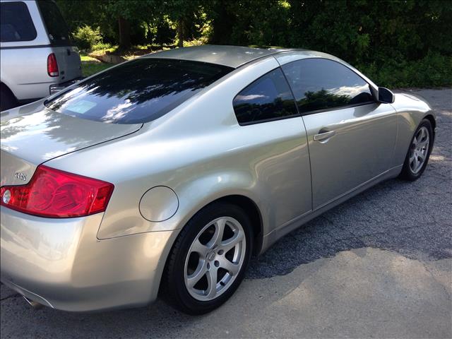 2003 Infiniti G35 XB - ONE Owner