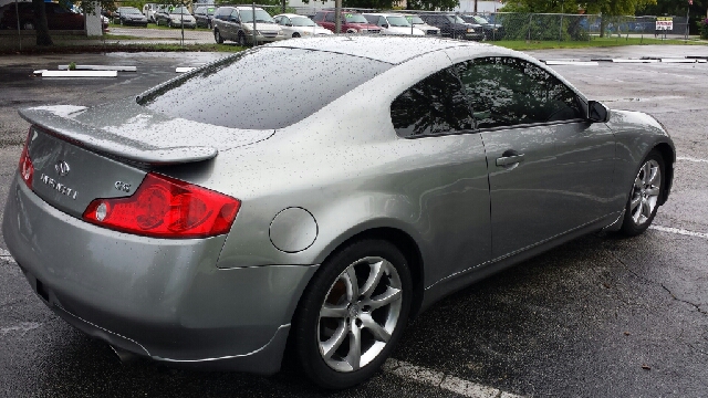 2003 Infiniti G35 XB - ONE Owner