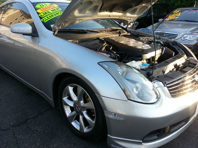 2003 Infiniti G35 XB - ONE Owner