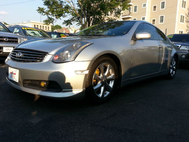 2003 Infiniti G35 XB - ONE Owner
