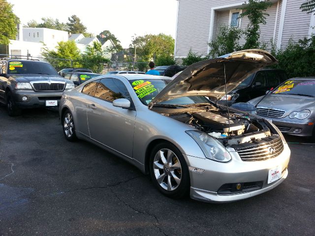 2003 Infiniti G35 XB - ONE Owner