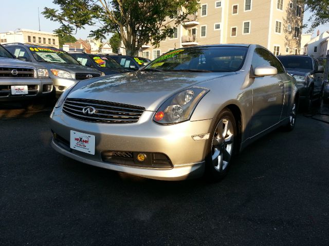 2003 Infiniti G35 XB - ONE Owner