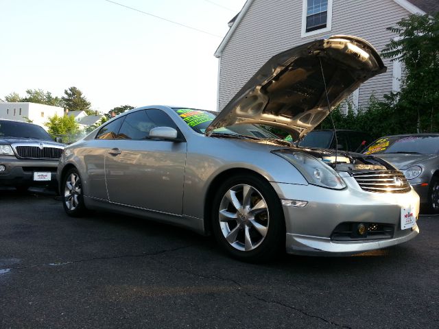 2003 Infiniti G35 XB - ONE Owner