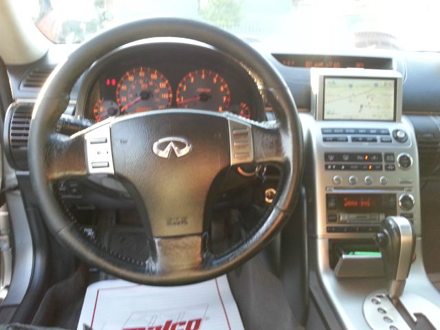 2003 Infiniti G35 XB - ONE Owner