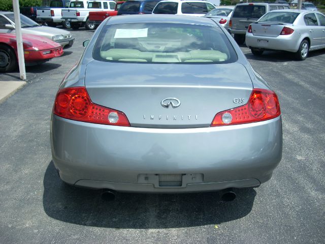 2003 Infiniti G35 XL 12-passenger