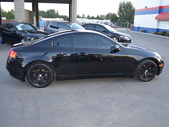 2003 Infiniti G35 XB - ONE Owner