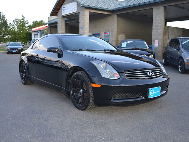 2003 Infiniti G35 XB - ONE Owner