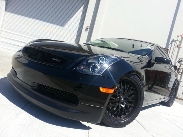 2003 Infiniti G35 XL 12-passenger