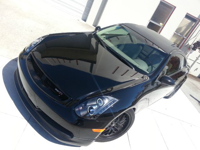 2003 Infiniti G35 XL 12-passenger