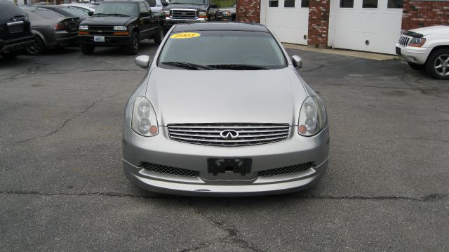 2003 Infiniti G35 XB - ONE Owner