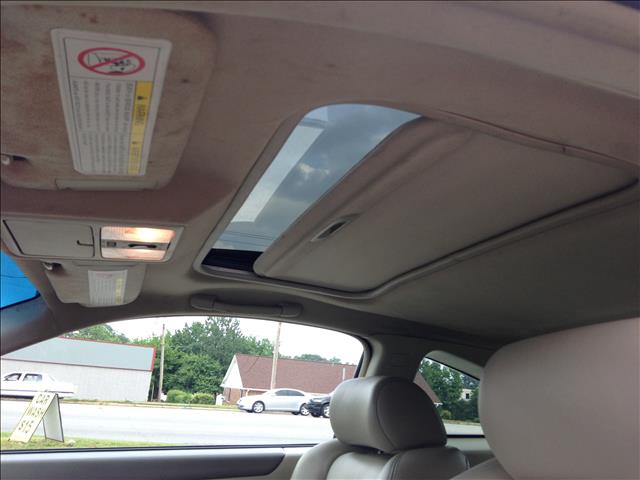 2003 Infiniti G35 XL 12-passenger