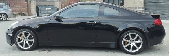 2003 Infiniti G35 XLE Moonroof
