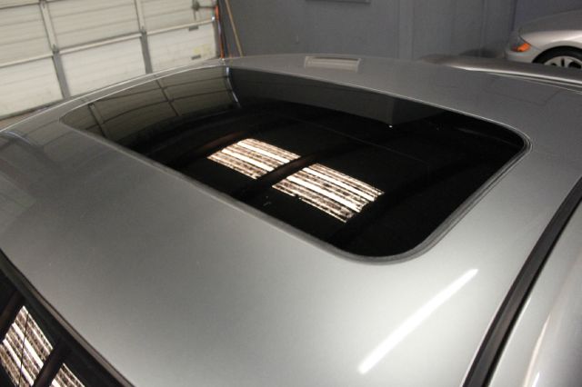 2003 Infiniti G35 XL 12-passenger