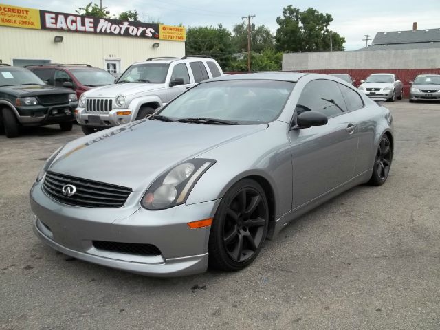 2003 Infiniti G35 XB - ONE Owner