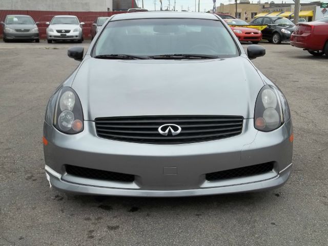 2003 Infiniti G35 XB - ONE Owner