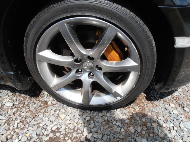 2003 Infiniti G35 XB - ONE Owner