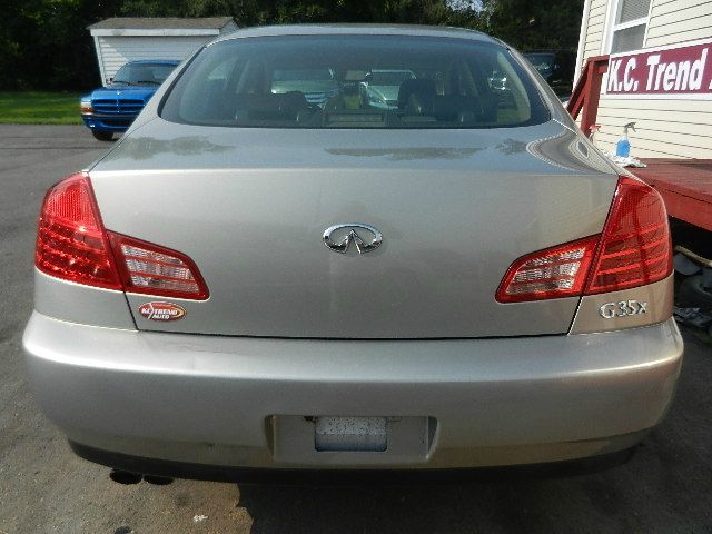 2004 Infiniti G35 5DR WGN FWD AT