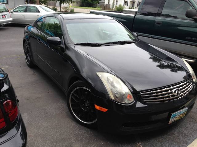 2004 Infiniti G35 XB - ONE Owner