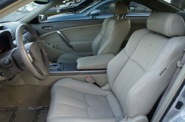 2004 Infiniti G35 XB - ONE Owner