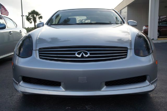 2004 Infiniti G35 XB - ONE Owner