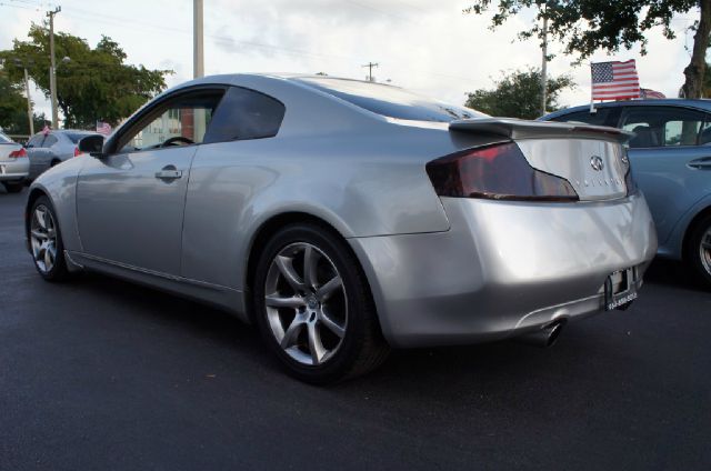 2004 Infiniti G35 XB - ONE Owner