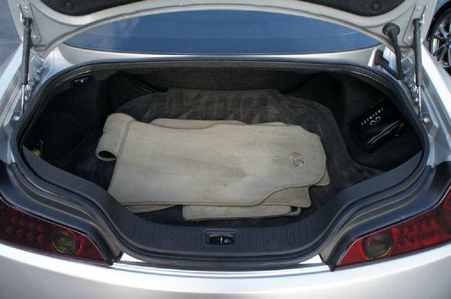 2004 Infiniti G35 XB - ONE Owner