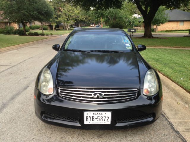 2004 Infiniti G35 XB - ONE Owner