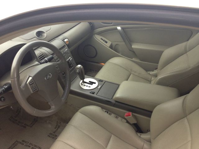 2004 Infiniti G35 XB - ONE Owner