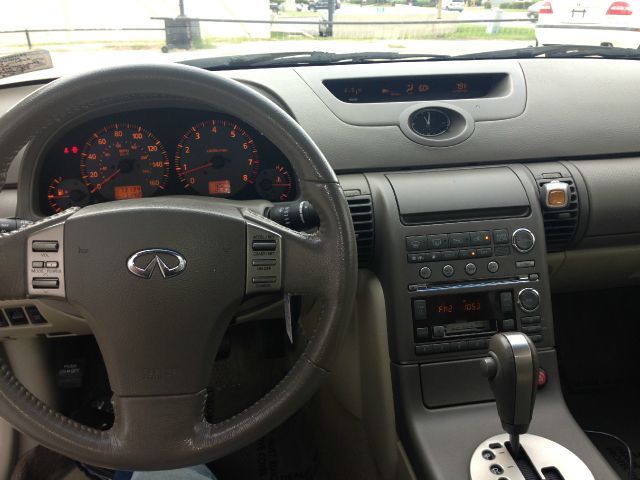 2004 Infiniti G35 XB - ONE Owner