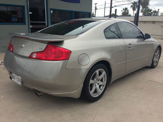 2004 Infiniti G35 XB - ONE Owner