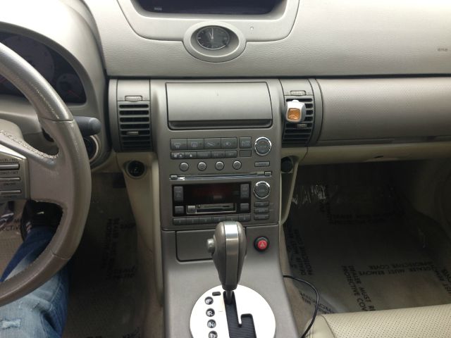 2004 Infiniti G35 XB - ONE Owner